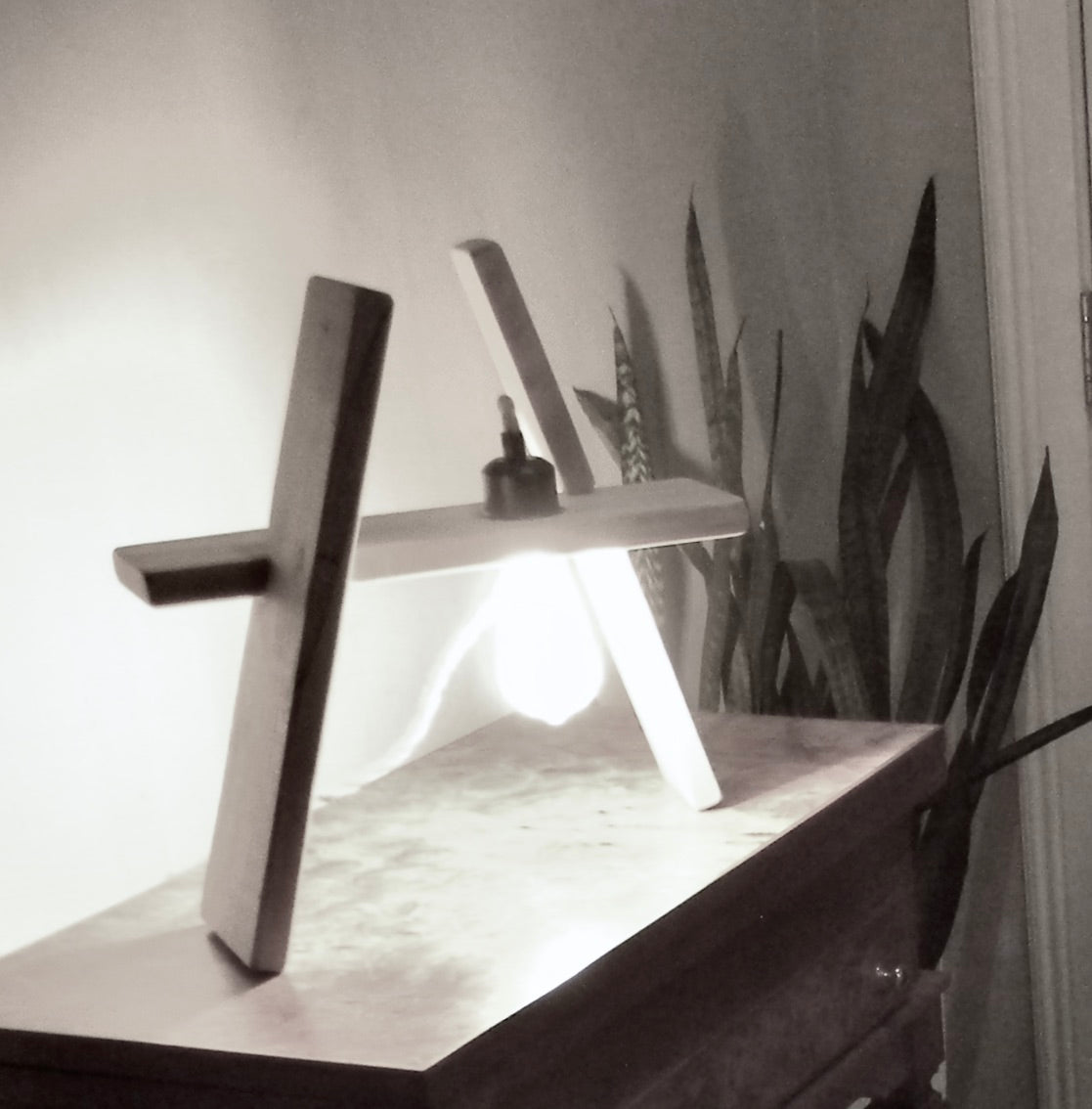 True Grain Handmade Maple Wood Lamp – Modern Geometric Table Lamp Made in USA